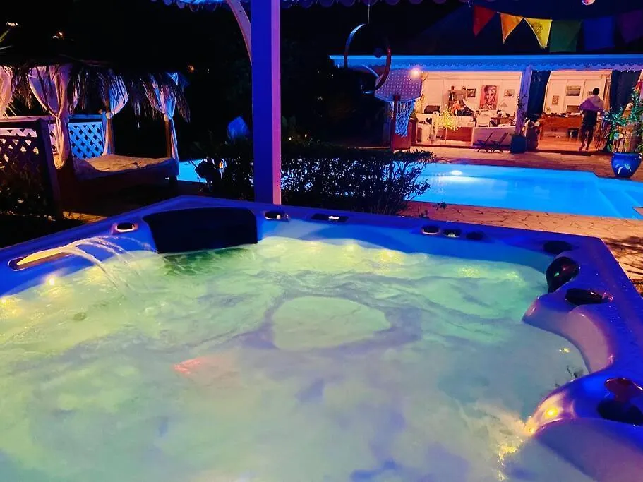 Villa Gaia - Petit Coin De Paradis Creole Avec Piscine Et Jacuzzi 勒迪亚芒